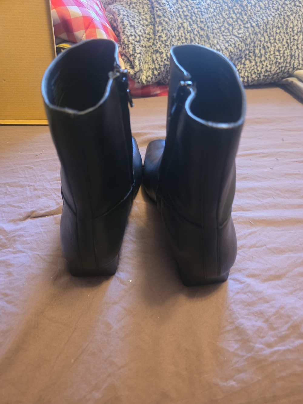 Steve Madden Black Ankle Booties with Side Zipper